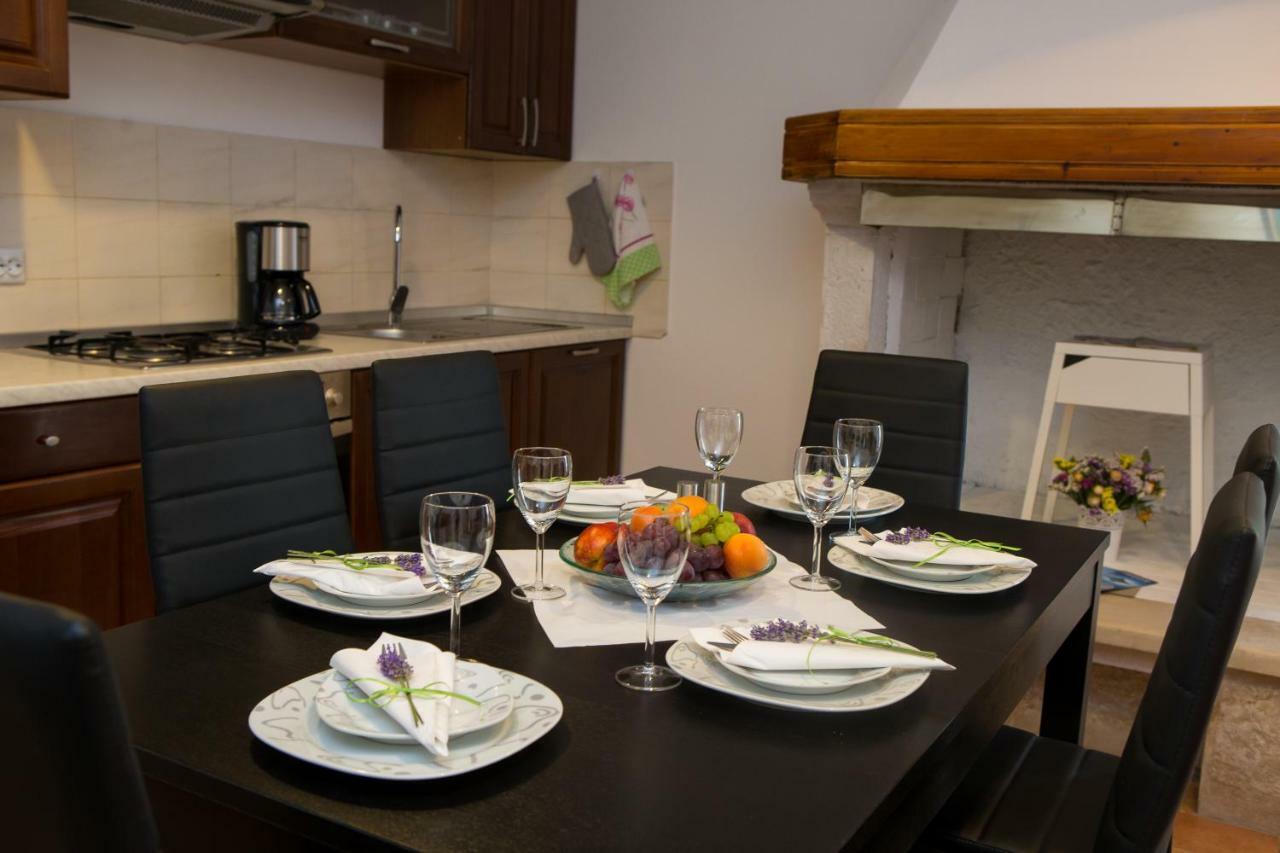 Apartman Girasol Pula Apartment Exterior photo